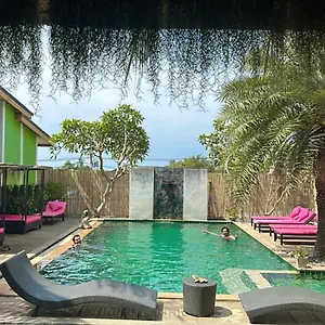 pinky-bungalow.koh-lantahotels.net/